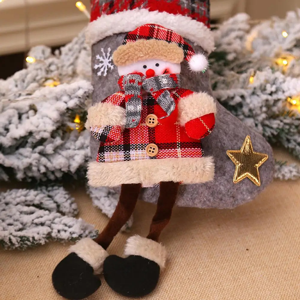 Festive Christmas Socks & Tree Pendant Set - Image 4