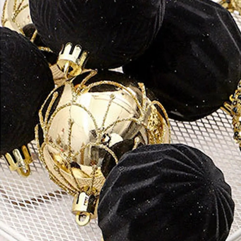 25 Shatterproof Velvet Christmas Ball Ornaments - Image 16