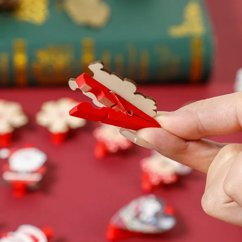Festive 6pcs Wooden Christmas Clip Ornaments - Image 16