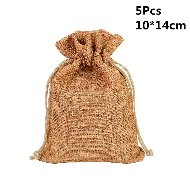 Festive Countdown Advent Calendar Bags & Tags - Image 16