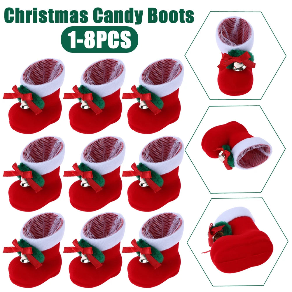 Charming Mini Christmas Door Set with Gnomes - Image 7