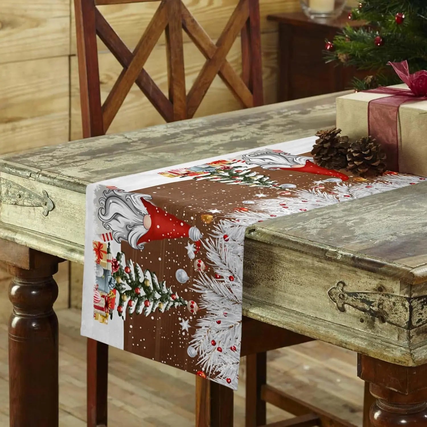 Festive Snowflake Table Runner for Christmas Cheer - Image 21