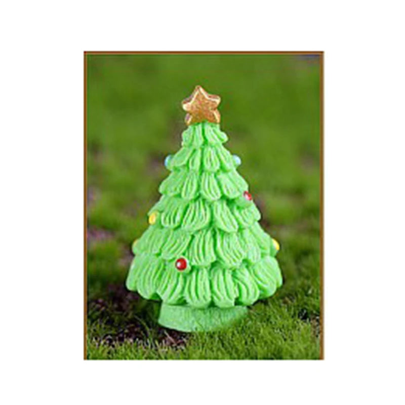 Charming Mini Christmas Couple Figurine Ornament - Image 28