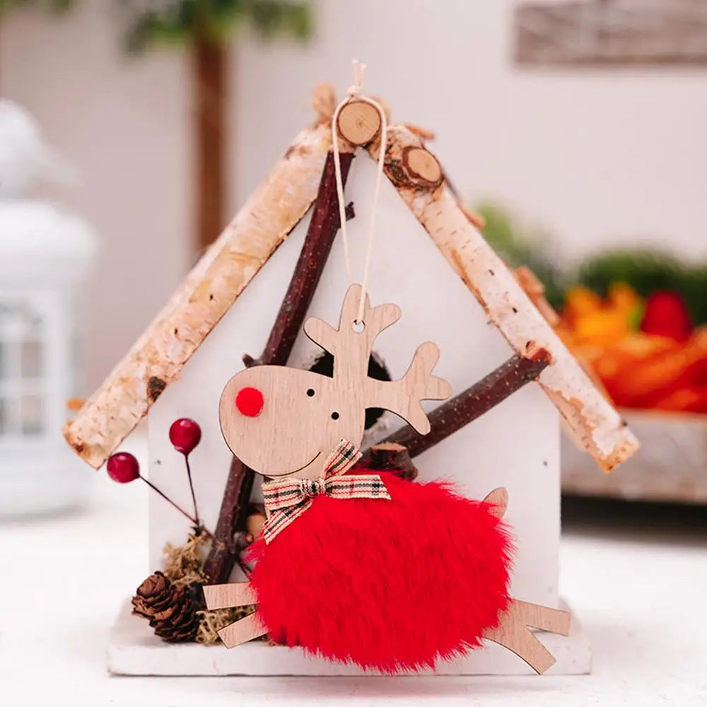 Charming Wooden Deer Pendant for Christmas Decor - Image 11