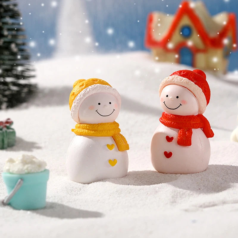 Charming Mini Christmas Couple Figurine Ornament - Image 41