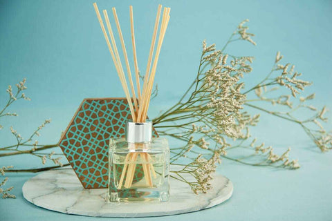 aromatherapy how to; minimalist; beginners; home aromatherapy; essential oils; reed diffuser; gift idea; gifts singapore