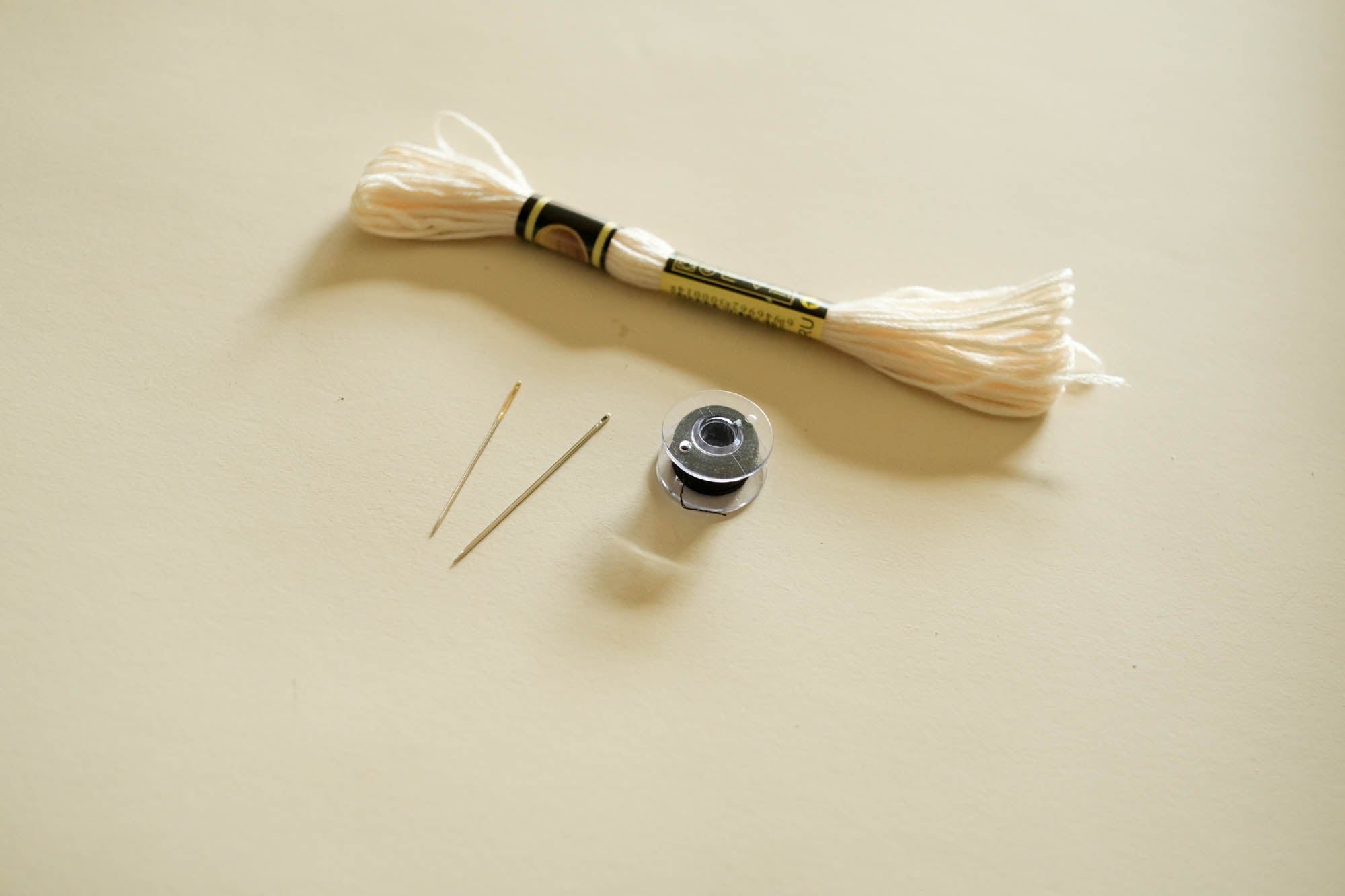 sewing needles and thread