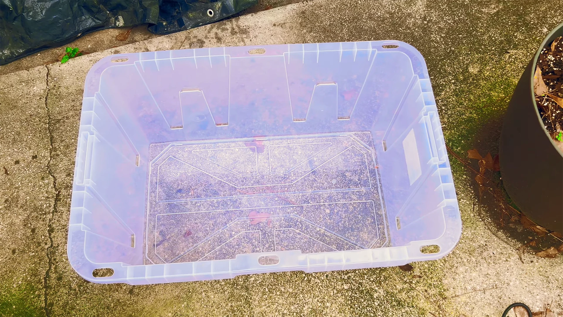 large plastic basin for fountain pumps