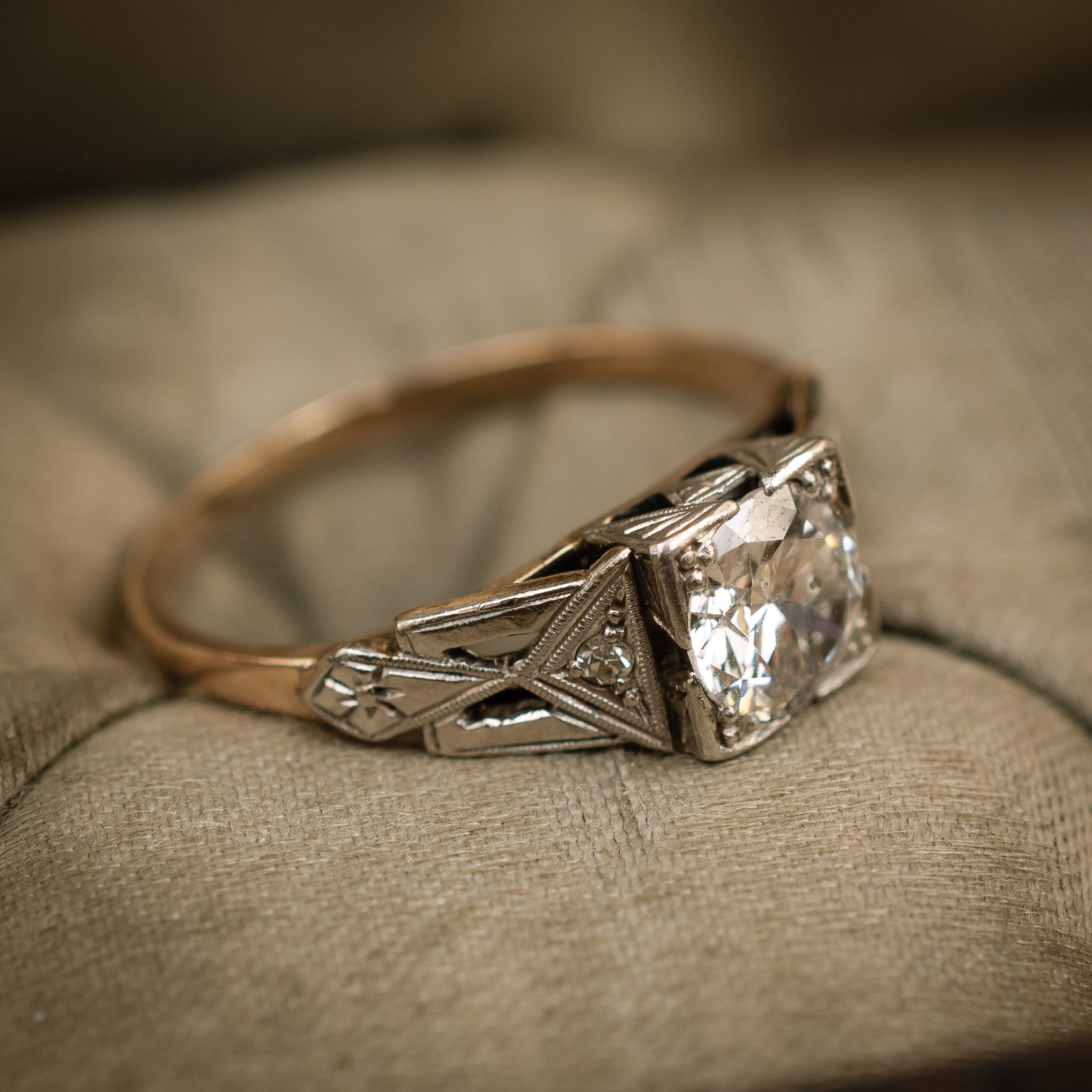 Pjesker: Vintage Art Deco Engagement Rings
