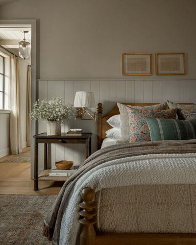 Farmhouse Bedroom Decor