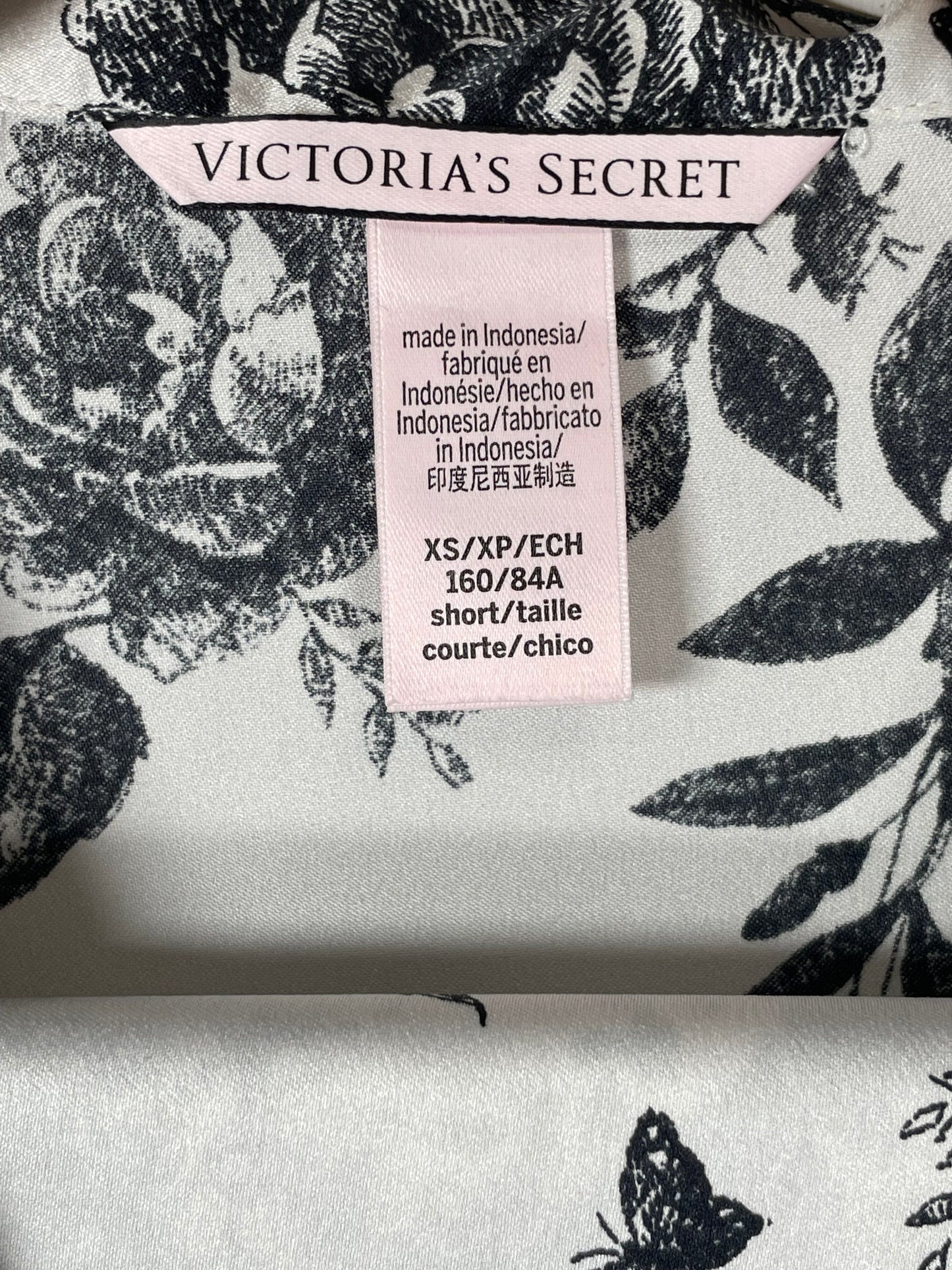 Victoria’s Secret Satin Longsleeve Pajamas | Size XS