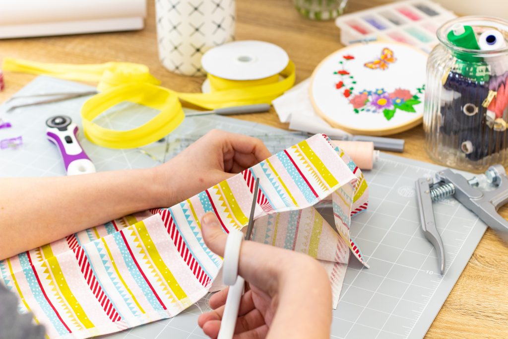 8 Essential Tools You Need in Your Sewing Kit - Everything's Famtastic
