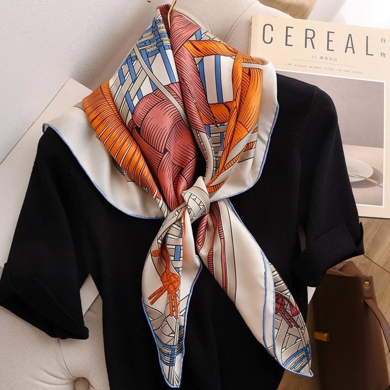 Bandana Orange avec Motif Design - - L'Atelier du Foulard