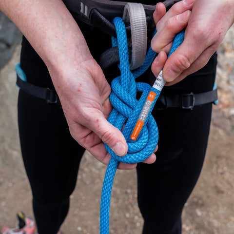 figure 8 knot being used as camping knot