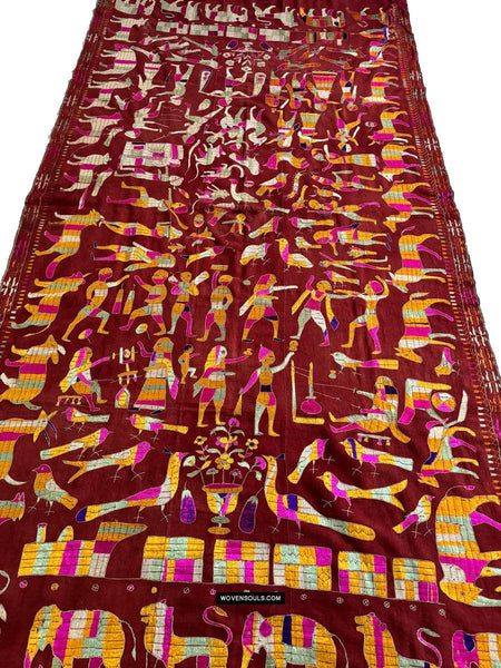 1853 Antique Sainchi Phulkari