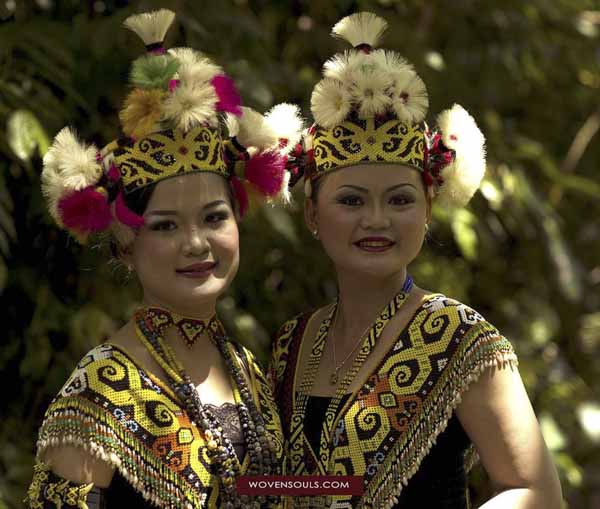Art-Dayak-Iban-Sarawak-Borneo
