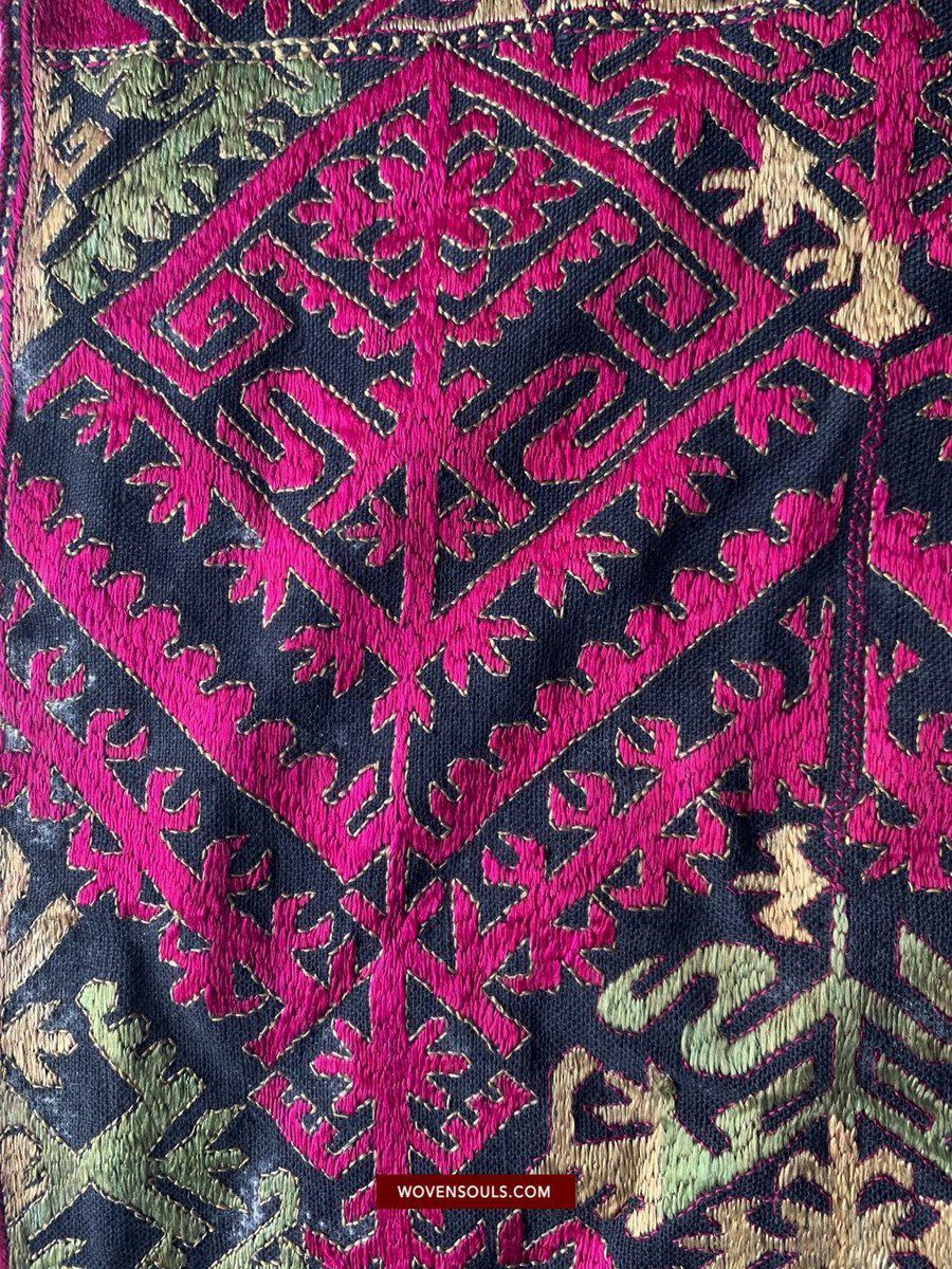 1351 Antique Textile Turban Panel with Embroidery from Kohistan / Swat ...