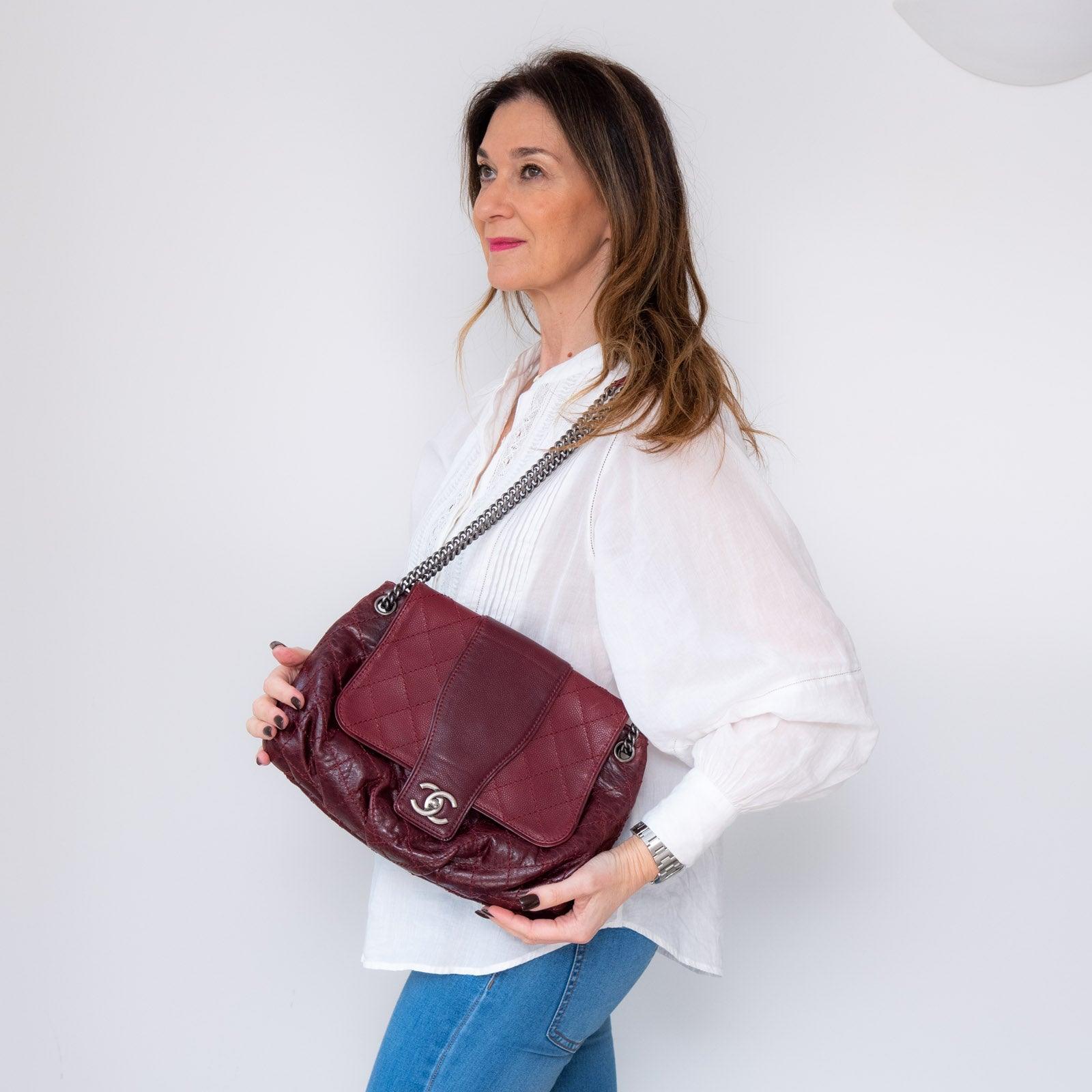Chanel Burgundy Accordion Messenger Bag – EVEYSPRELOVED