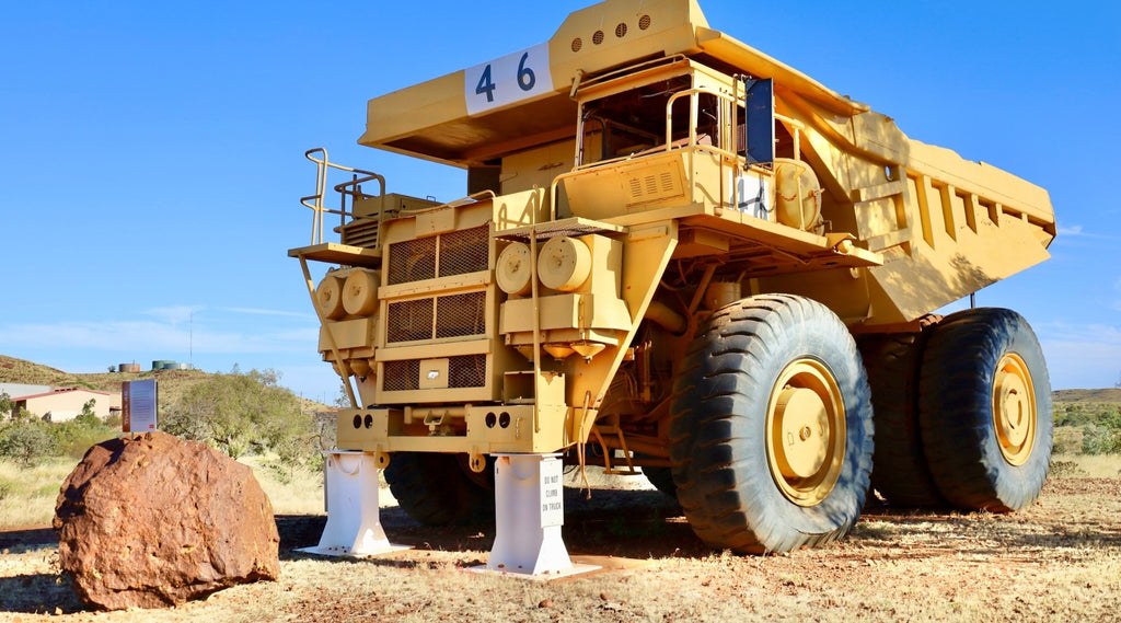 MINE TRUCK AT PANNAWONICA WOOLGOOLGA OFFROAD