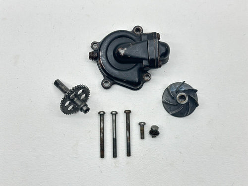 1982 Suzuki RM250 Water Pump Impeller Cover Kit Bolt Gear Stock Assembly RM 250