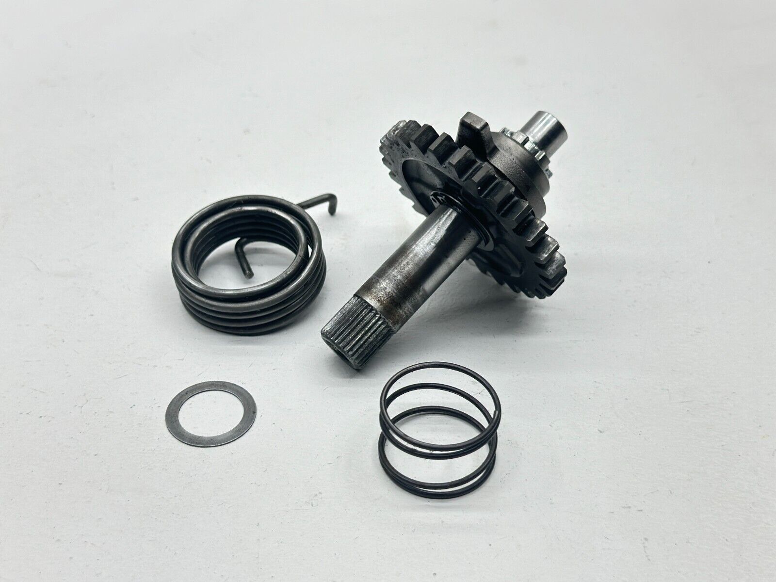 2001 Suzuki RM125 Kickstart Kicker Gear Shaft Set Spring Washer Assembly RM 125