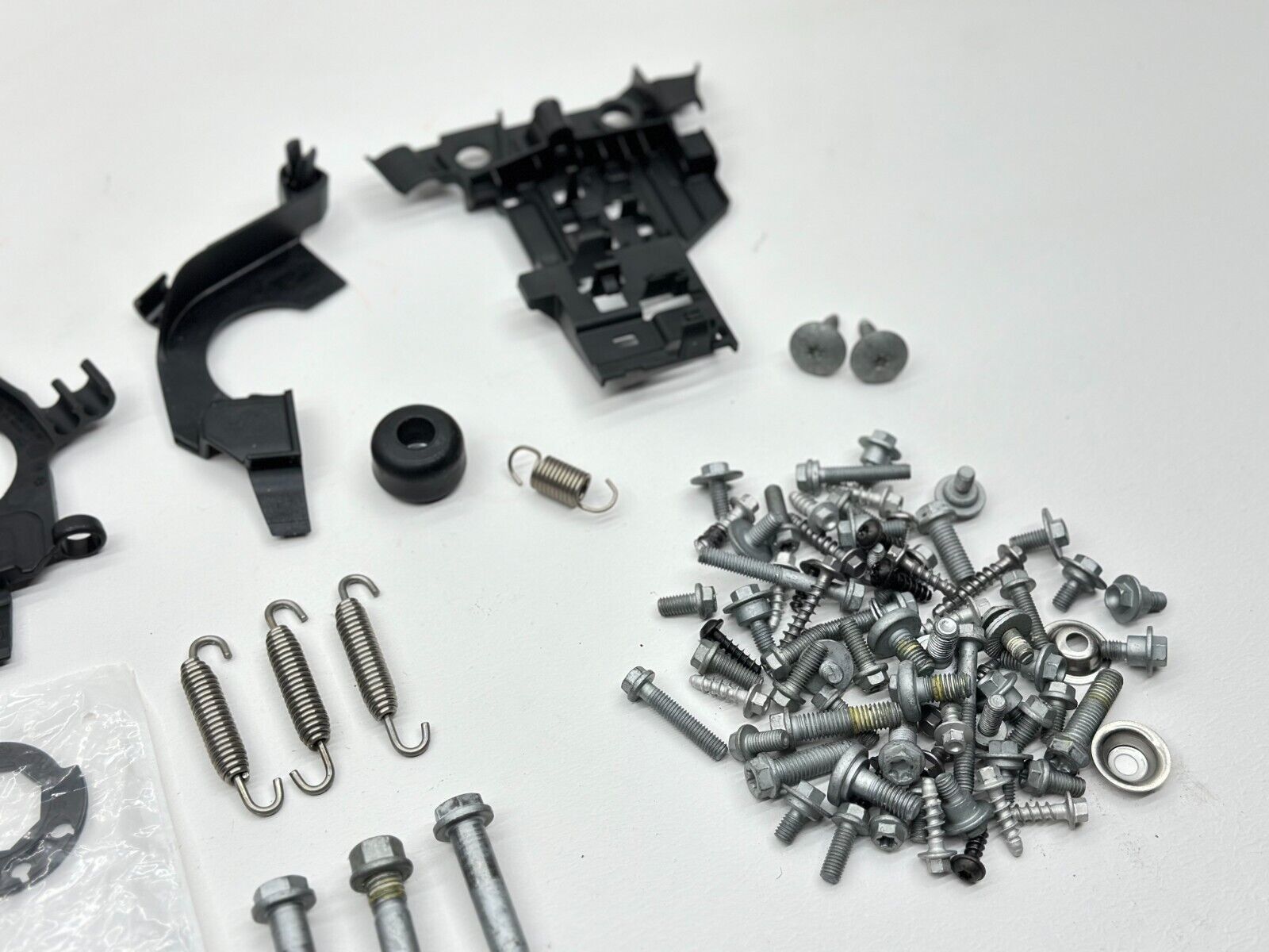 New 2024 KTM 450 SX-F Miscellaneous Hardware Bolt Kit Spring Washer Screw SXF