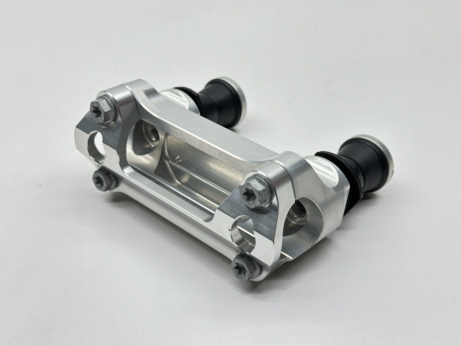 New 2024 KTM 450 SX-F Handlebar Clamp Bar Motor Mounts Rubber Mounted OEM SXF