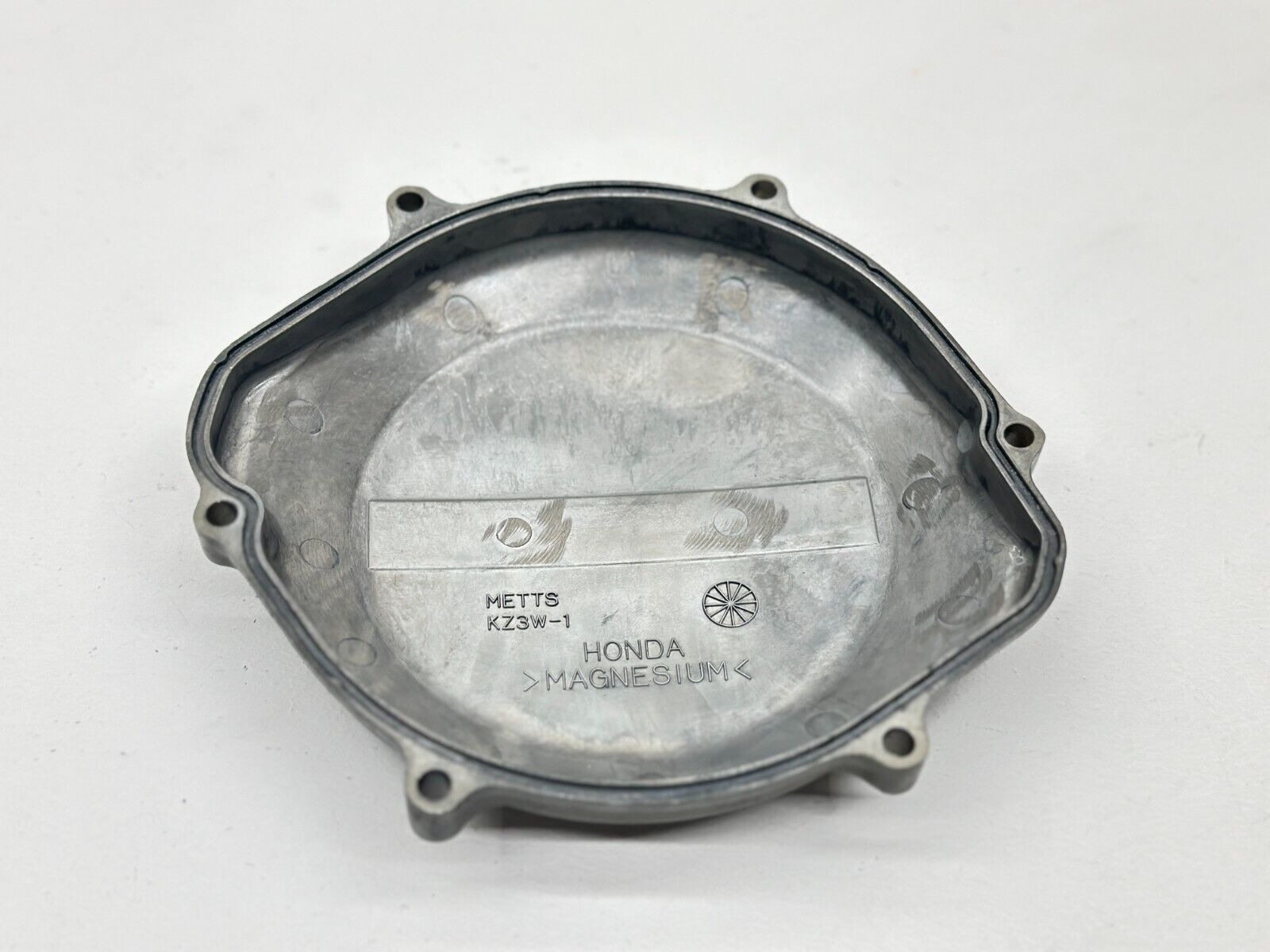 2004 Honda CR250R Clutch Cover Engine Outer Case 11342-KZ3-L20 CR 250 CR 250R