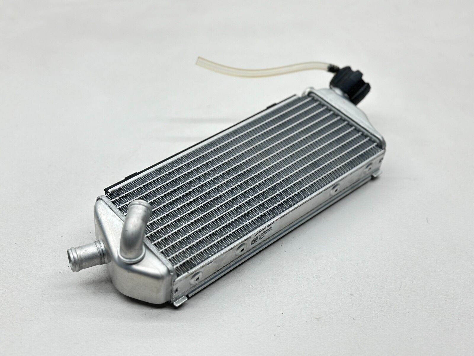 New 2024 KTM 250 SX-F Right Side Radiator Cooling System A46035008033 Husqvarna