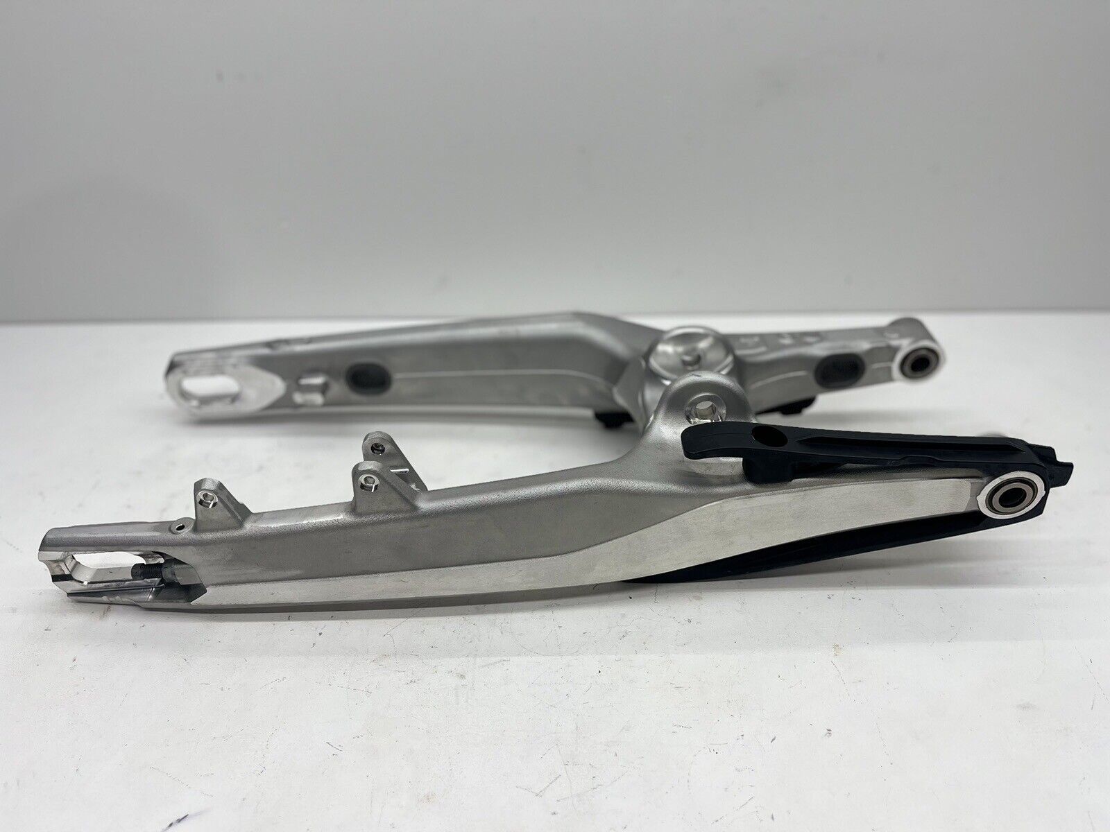 2023 Gasgas MC450 Swingarm OEM 79104030044 KTM 125-450 SX SXF MC EX 2019-2022