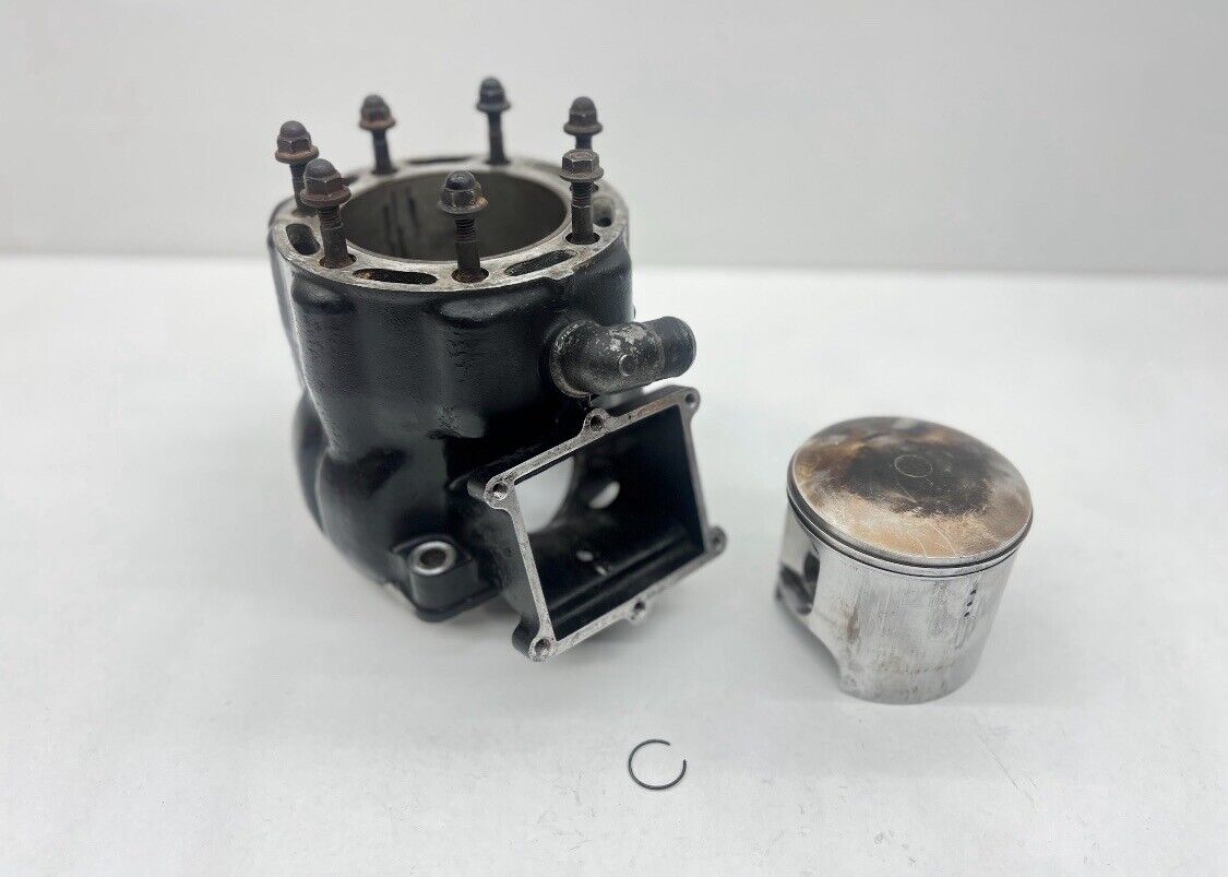 1986 Honda CR500R Cylinder Barrel Jug Piston Rings Top End Motor Engine 1985-88