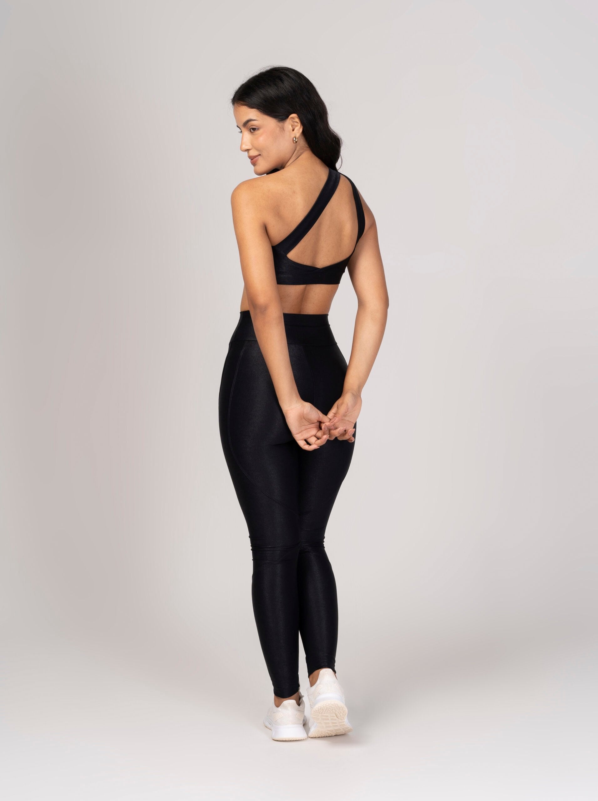 Conjunto Preto Legging e Top Cruzado Lovers 5