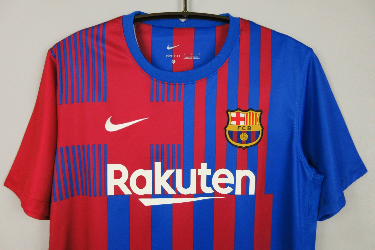 barcelona 2021 2022 jersey