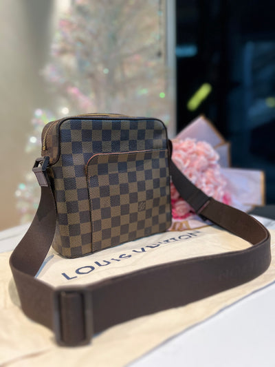 Louis Vuitton Damier Azur Siracusa PM Shoulder Bag – Reeluxs Luxury