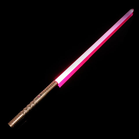 un sabre laser proxima, l'une des offres du Black Friday Star Wars pour 2023