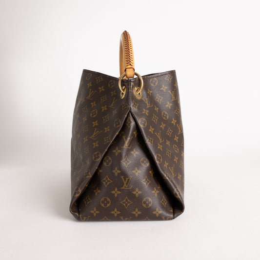 Louis Vuitton Berri PM Monogram – Now You Glow