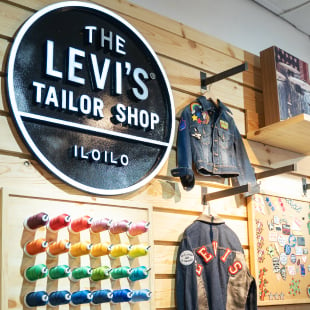 Levi’s® Tailor Shop Denim Alterations 1