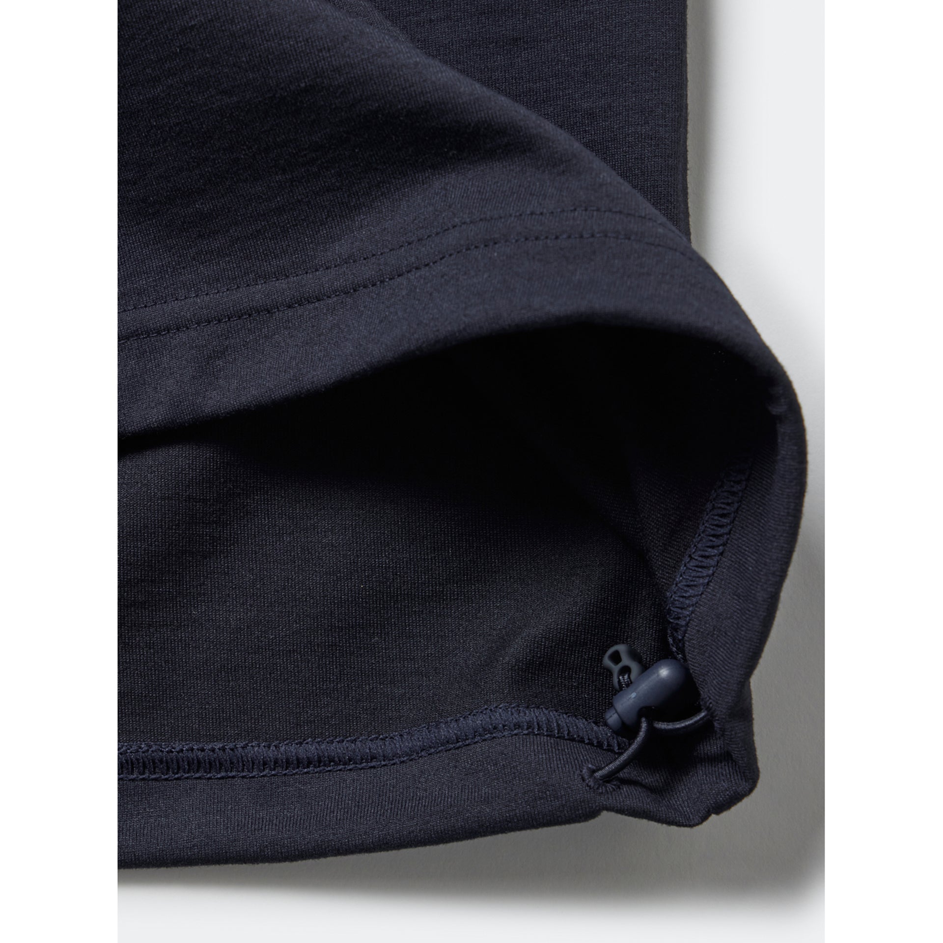 TECH DRAWSTRING S/S TEE / NAVY