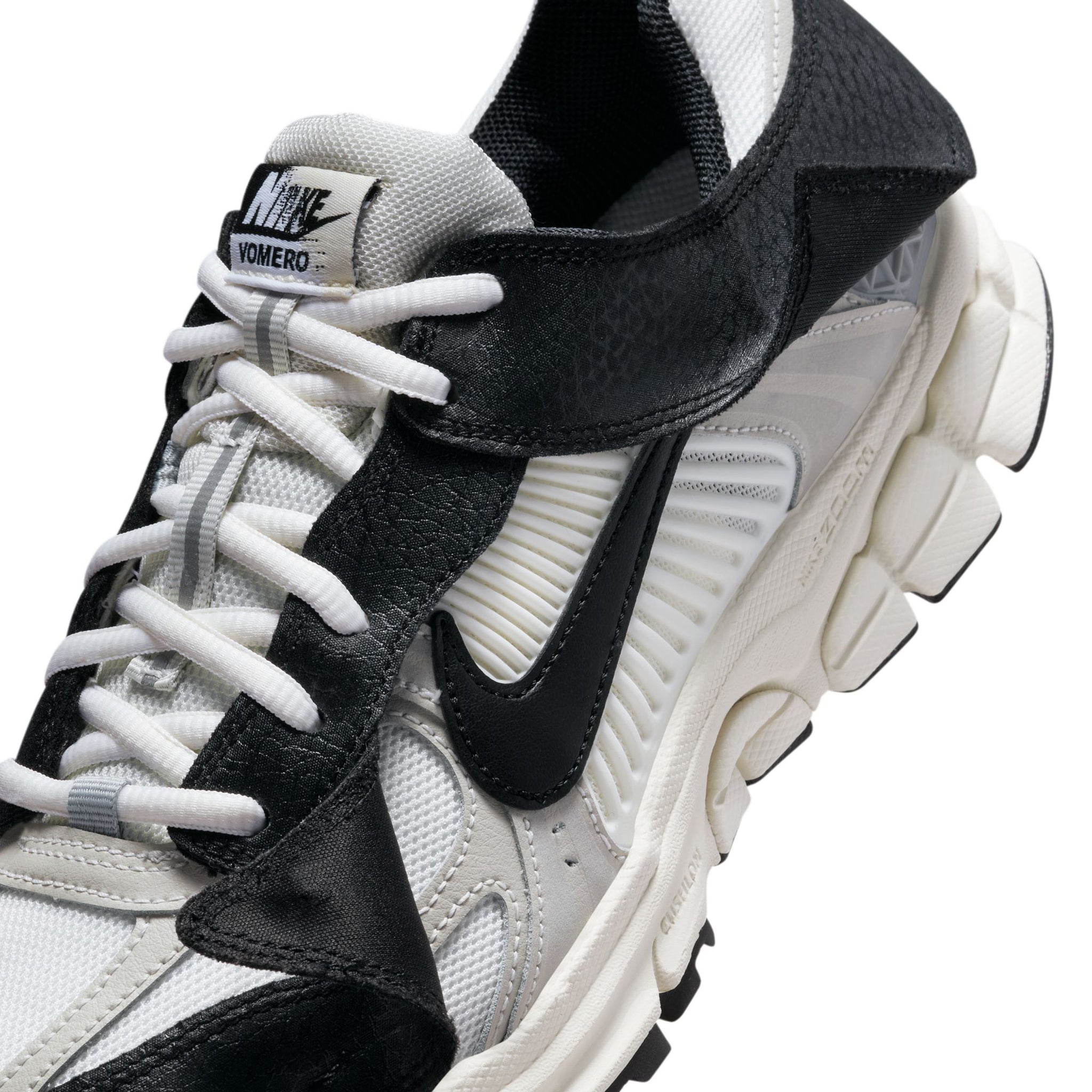 W NIKE ZOOM VOMERO 5 PRM / 133:SAIL/BLACK-LIGHT BONE