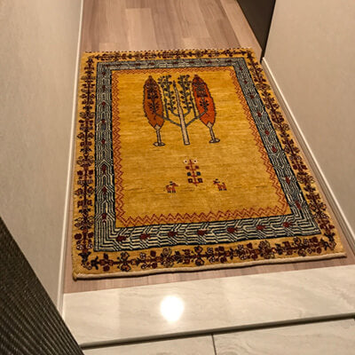 良質　ルリバフ　ギャッベ　ペルシャ絨毯　カーペット　ザロチャラク　玄関