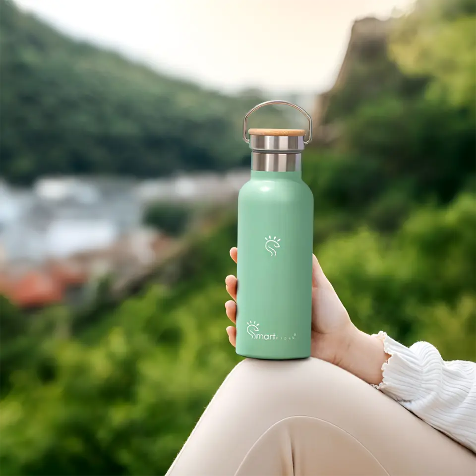 green smart hydration flask