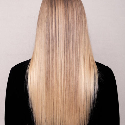 cheveux lisse, blonds