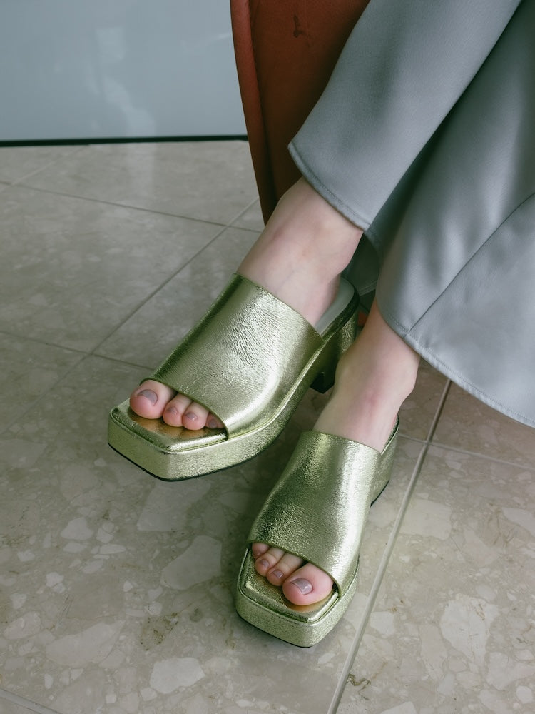 Cracked Metallic Sandals