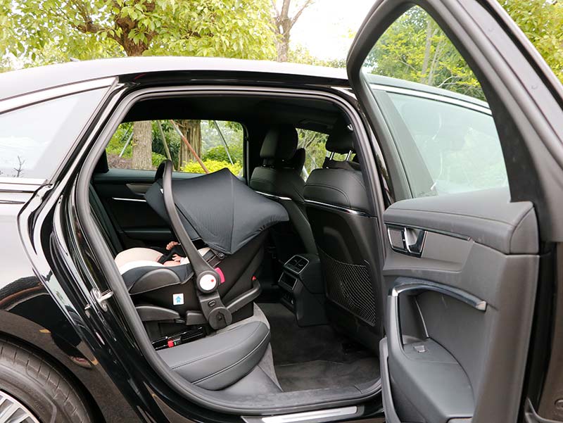 Infant Car Seat With ISOFIX Base