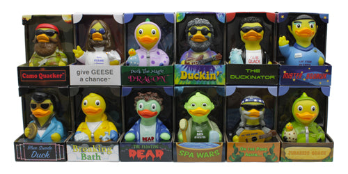 12 Celebriducks in ihren Kartons