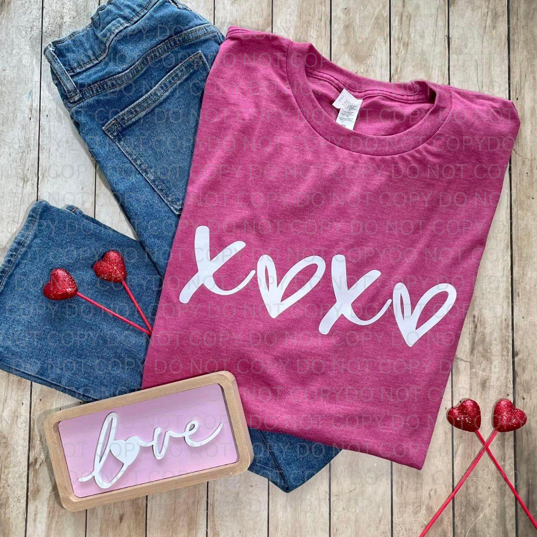 XOXO with hearts Valentine Shirt - ChaoticallySouthern