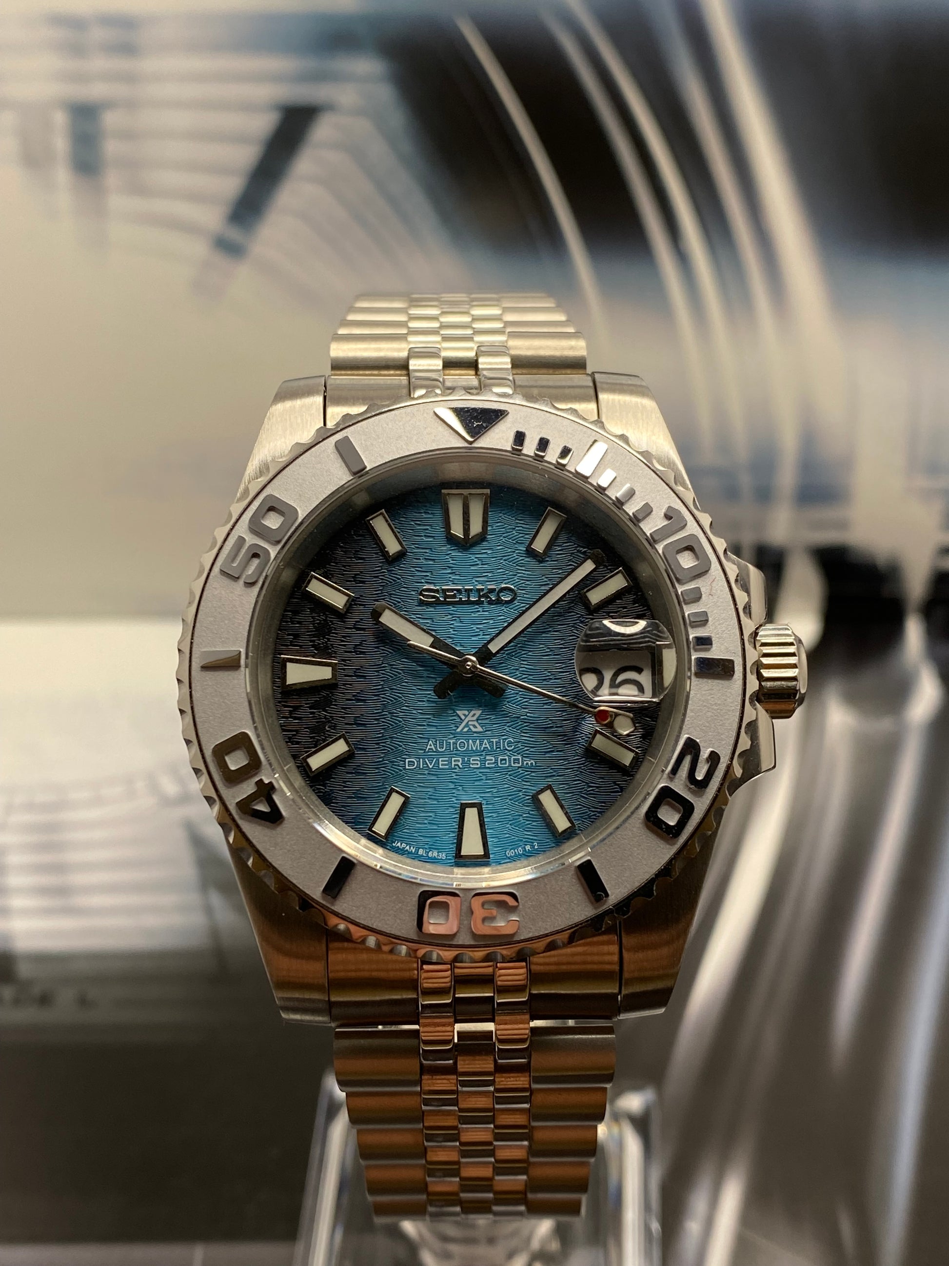 Seiko Mod Blue Ripple Custom Build 100M WR – Watchmodders