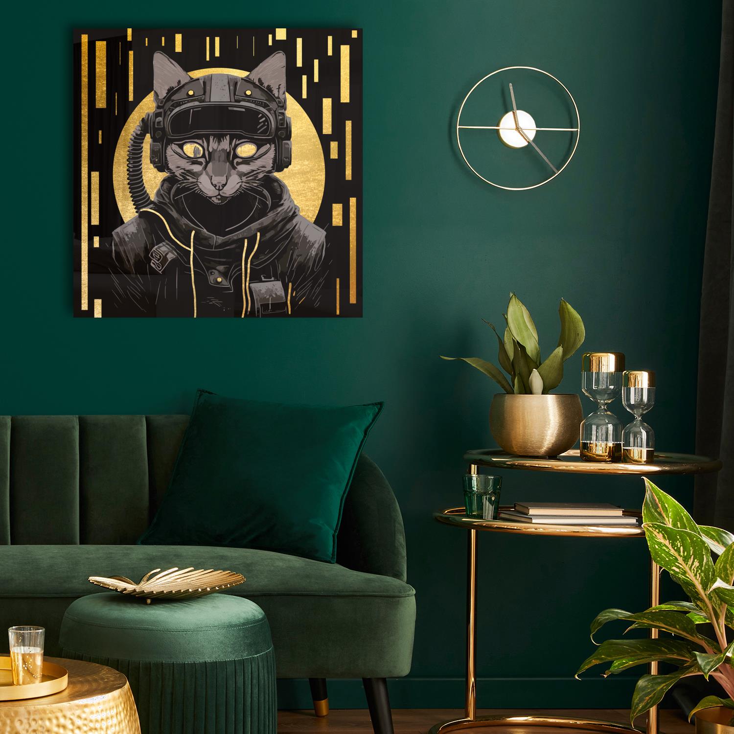 Das Bild zeigt ein Acrylglasbild mit Blattgold in einem edlen Zimmer mit einem Katzenmotiv.