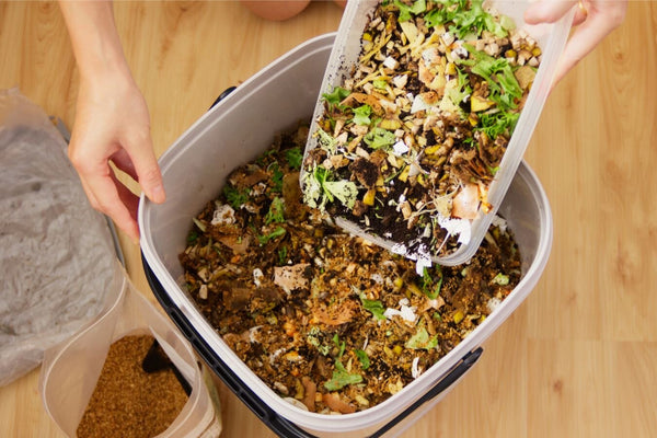 a bokashi bin is an alternative to a garbage disposal