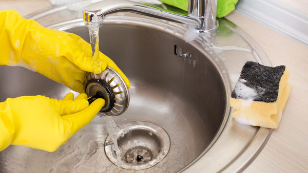 Live without a garbage disposal with a sink strainer